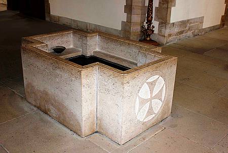 Portsmouth Cathedral - The  Font